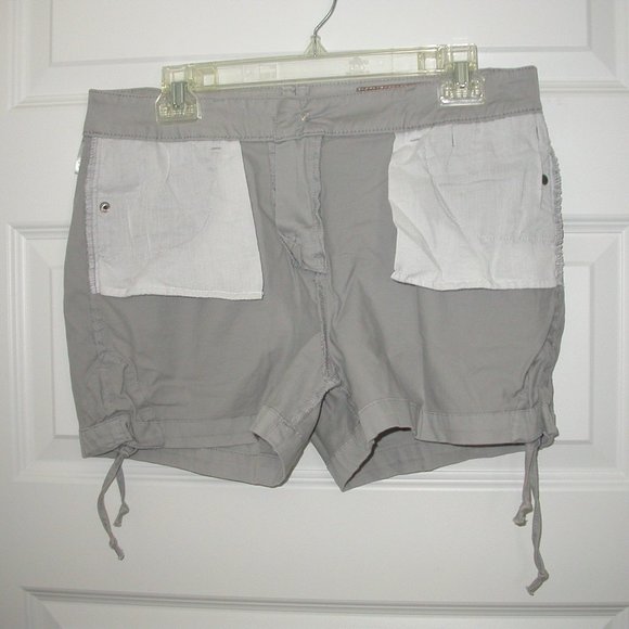Light Grey Shorts with Laces - Picture 3 of 7